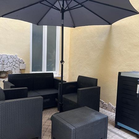 Atrhome Frattina Luxury Рим Экстерьер фото