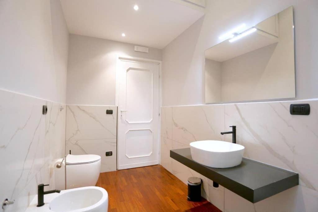 Atrhome Frattina Luxury Рим Экстерьер фото